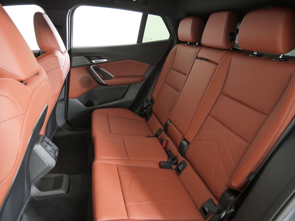 New 2026 Brooklyn Grey Metallic BMW xDrive28i image 31