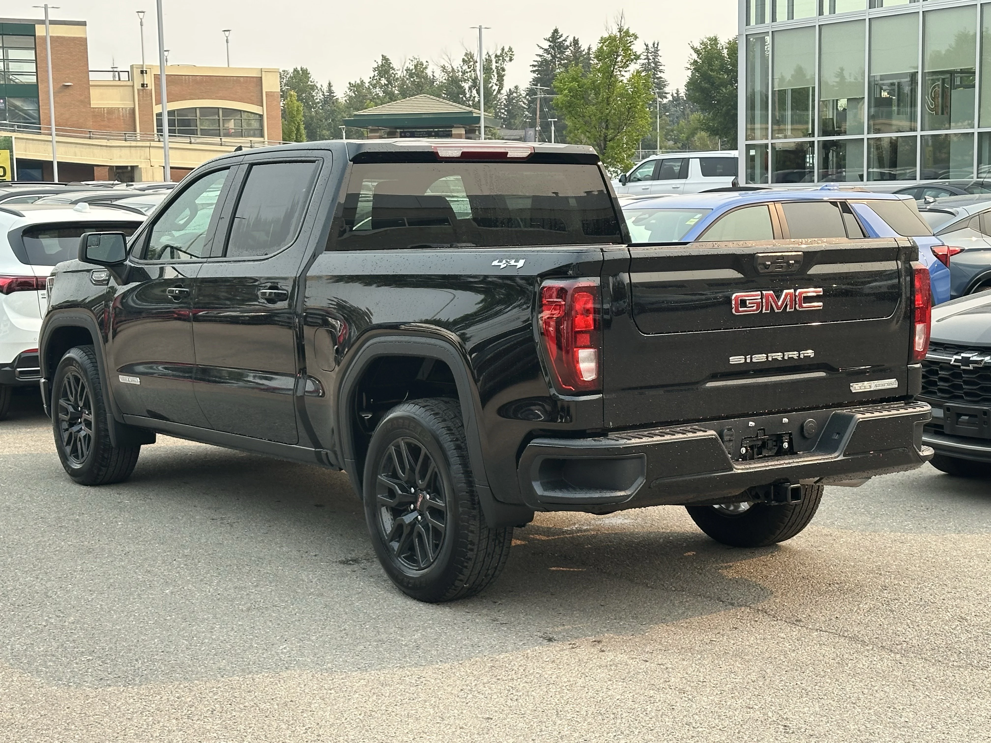 New 2026 Onyx Black GMC Elevation image 4