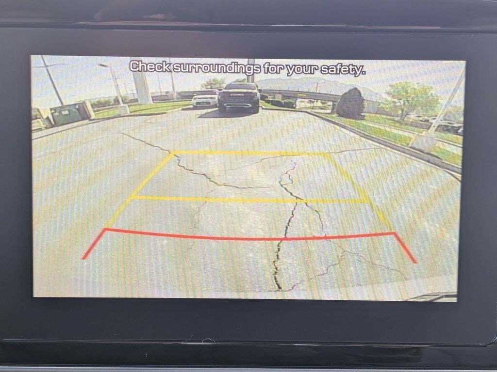 Used 2020  Hyundai SEL image 21