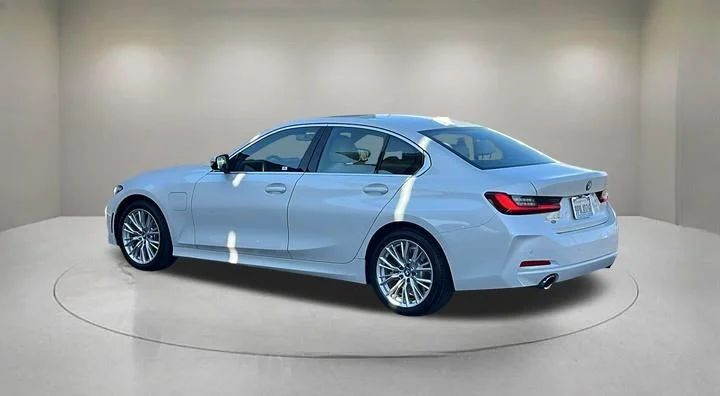 Certified Used 2024 Mineral White Metallic BMW 330e iPerformance image 4
