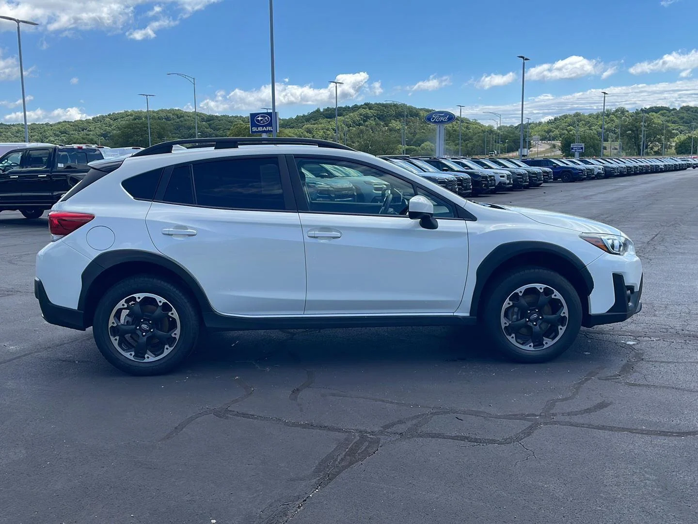 Used 2023 Crystal White Pearl Subaru Premium image 6