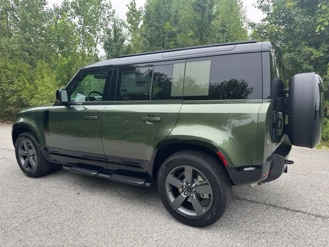 New 2026 Woolstone Green LAND ROVER X-Dynamic SE image 7