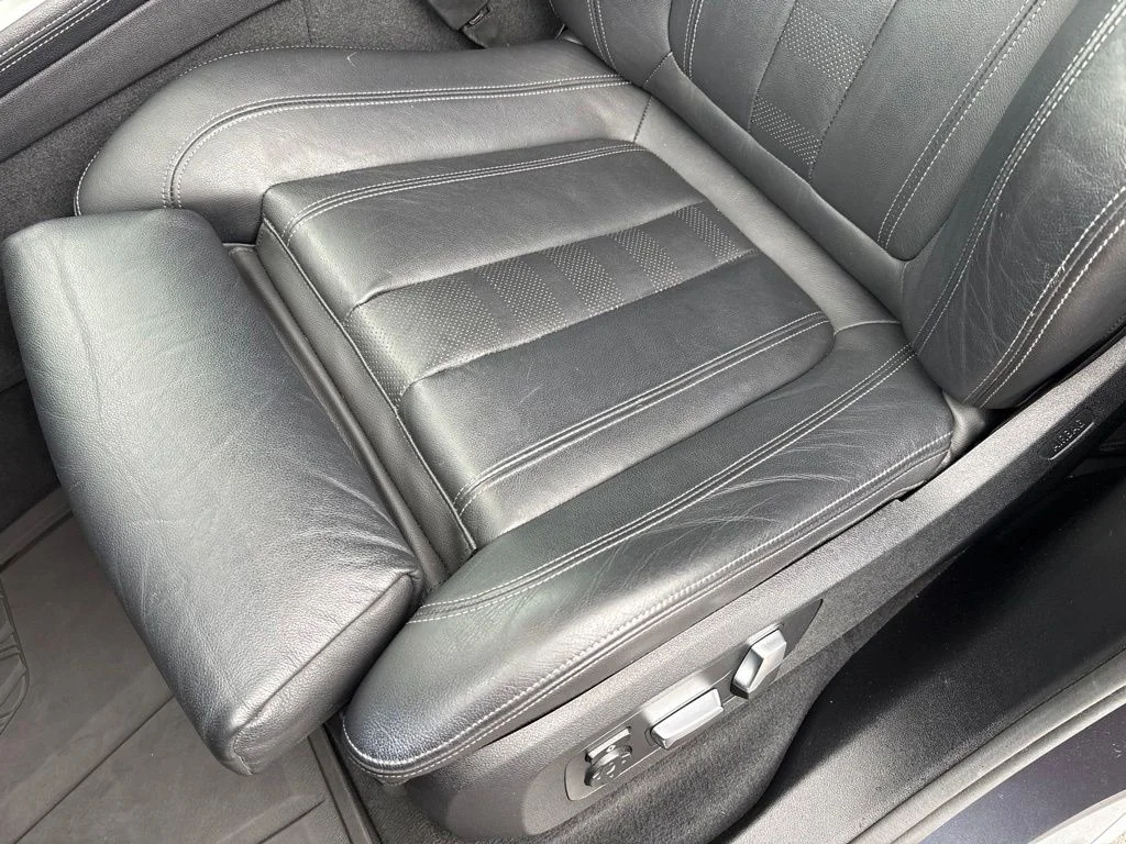 Used 2019 Gray BMW xDrive40i image 15