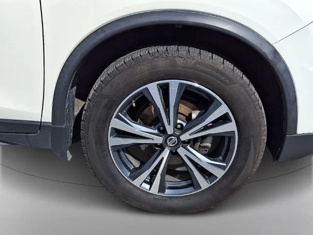 Used 2020 White Nissan SV image 8