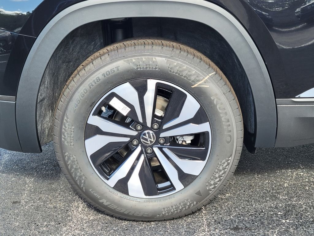 New 2026 Black Volkswagen 2.0T SE image 5
