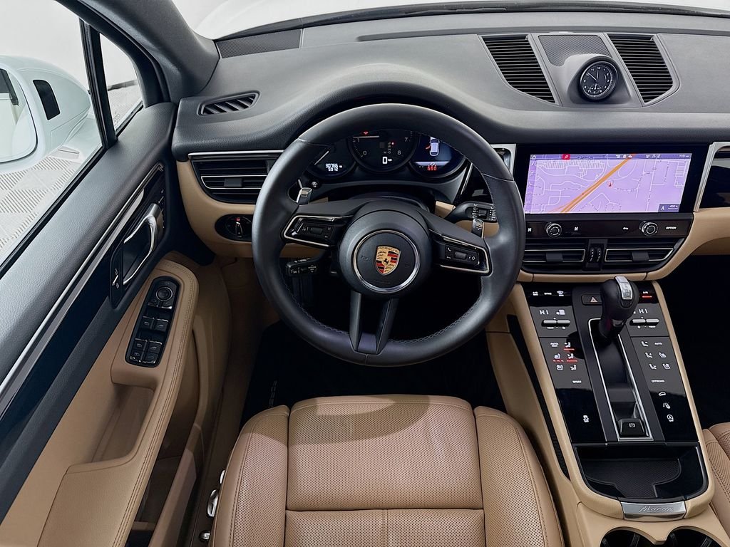 Used 2023 White Porsche  image 23