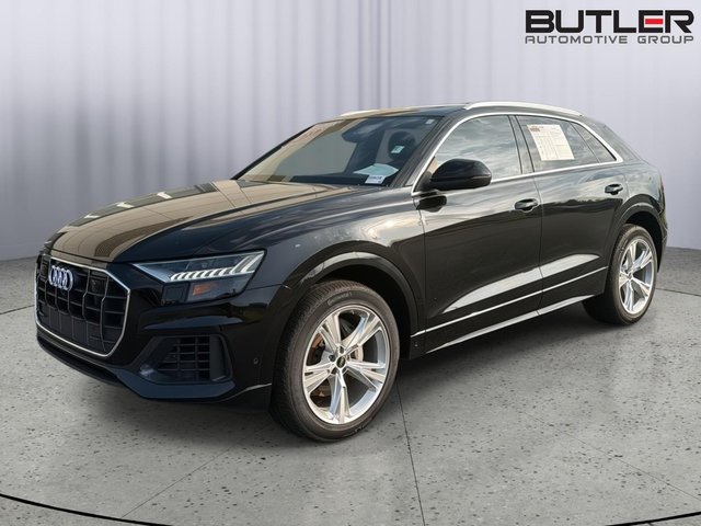 2023 Audi Q8 Premium Plus