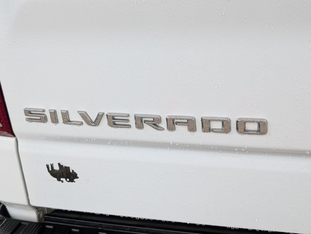 Used 2023 Summit White Chevrolet RST image 32