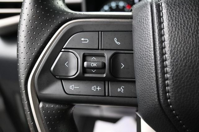 Used 2026  Toyota SR5 image 19