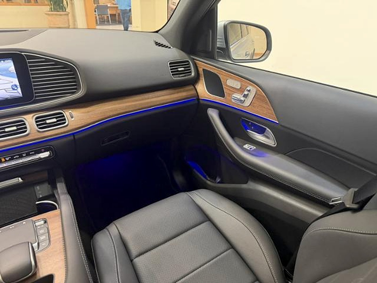 Certified Used 2026 Cirrus Silver Metallic Mercedes-Benz  image 10