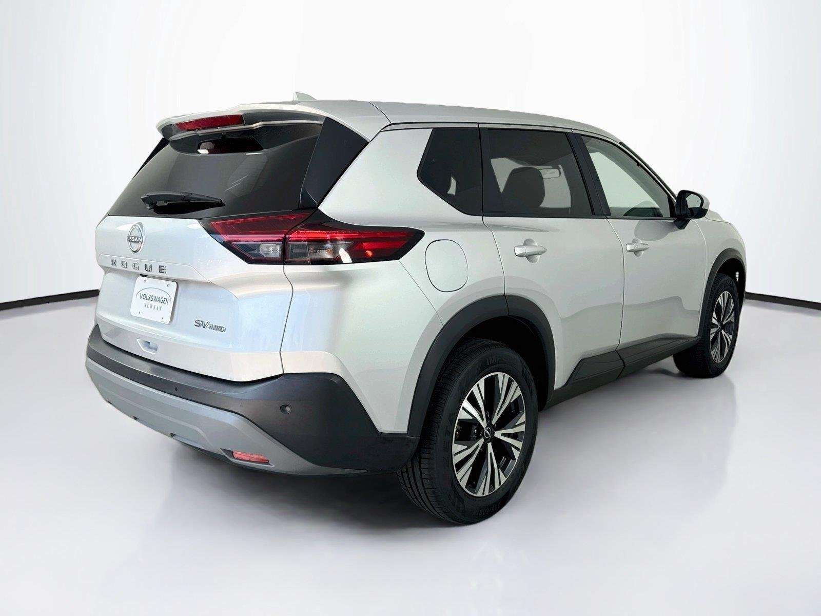 Used 2023 Super Black Nissan SV image 7