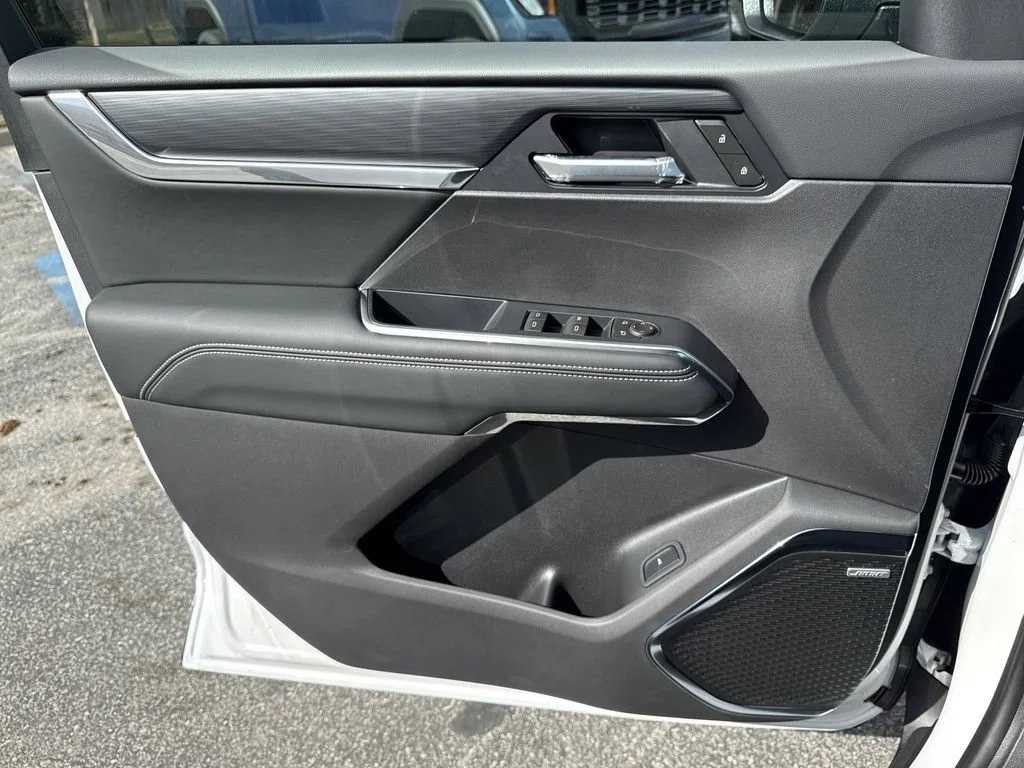 2026 GMC Acadia Elevation - Photo 17
