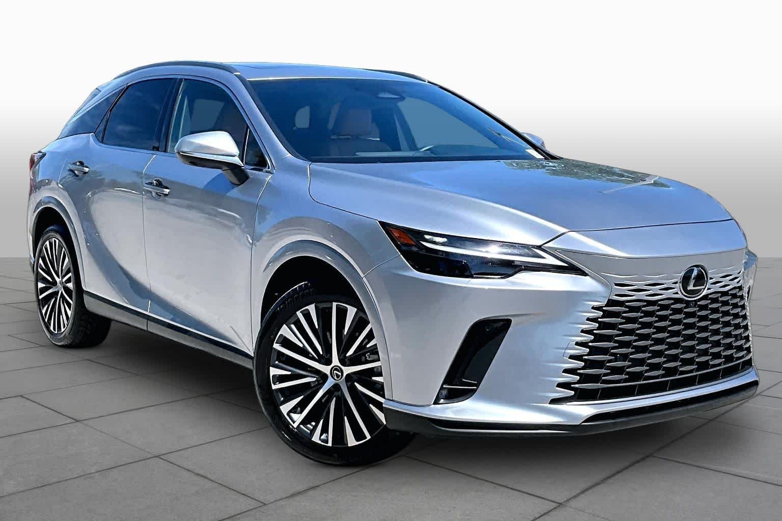 Used 2025 Iridium Lexus  image 3