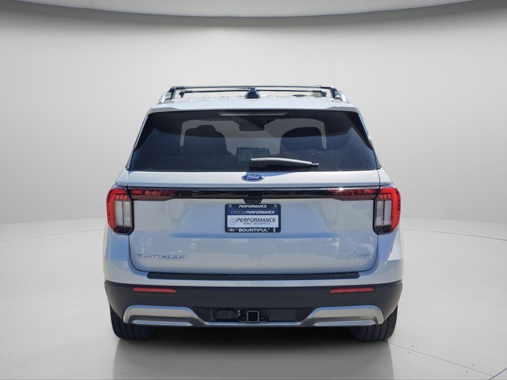 New 2026 Space White Metallic Ford Platinum image 24