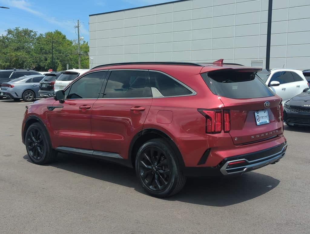Used 2021 Red Kia SX-Prestige image 5
