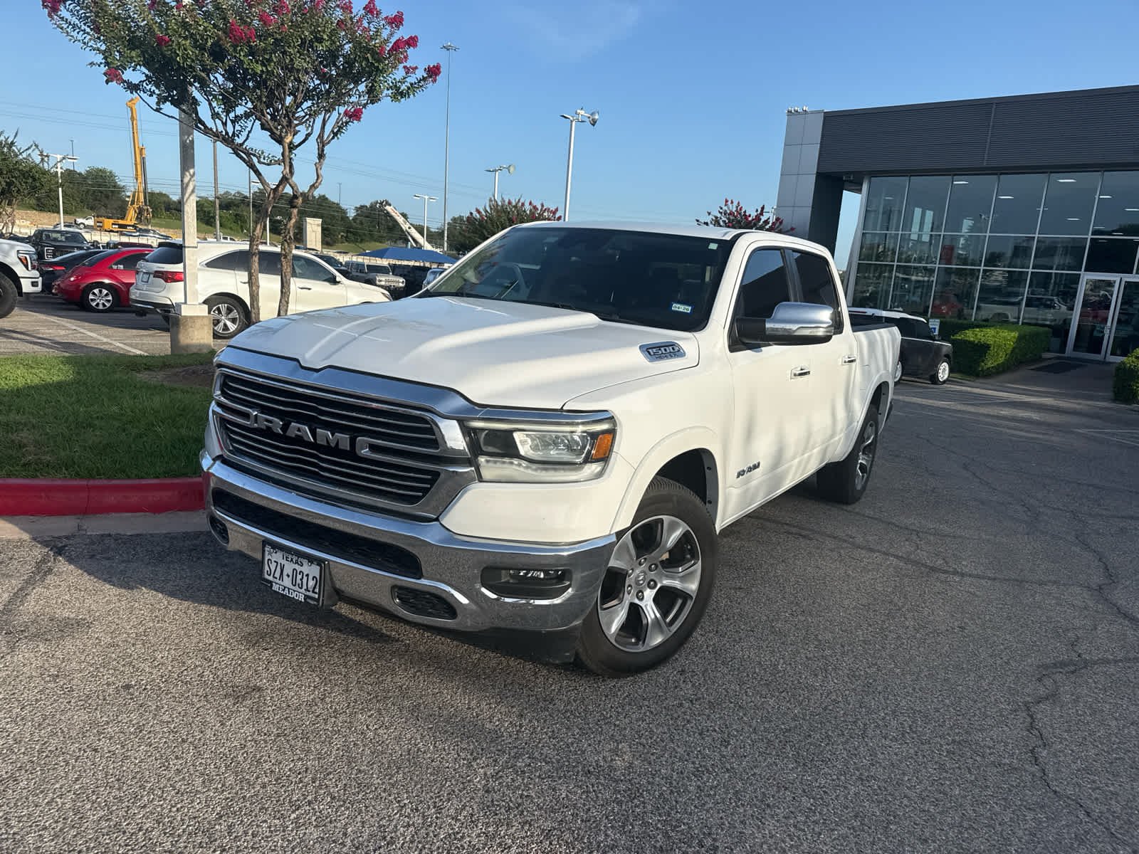 Used 2022 Bright White Clearcoat Ram Laramie image 6