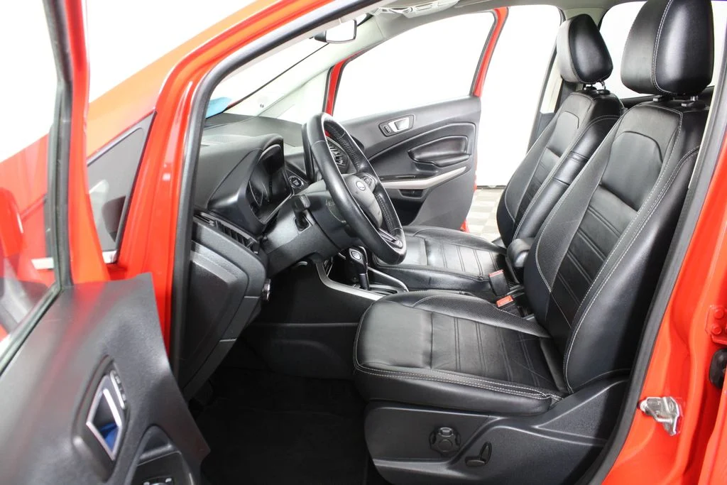 Used 2019 Race Red Ford Titanium image 22