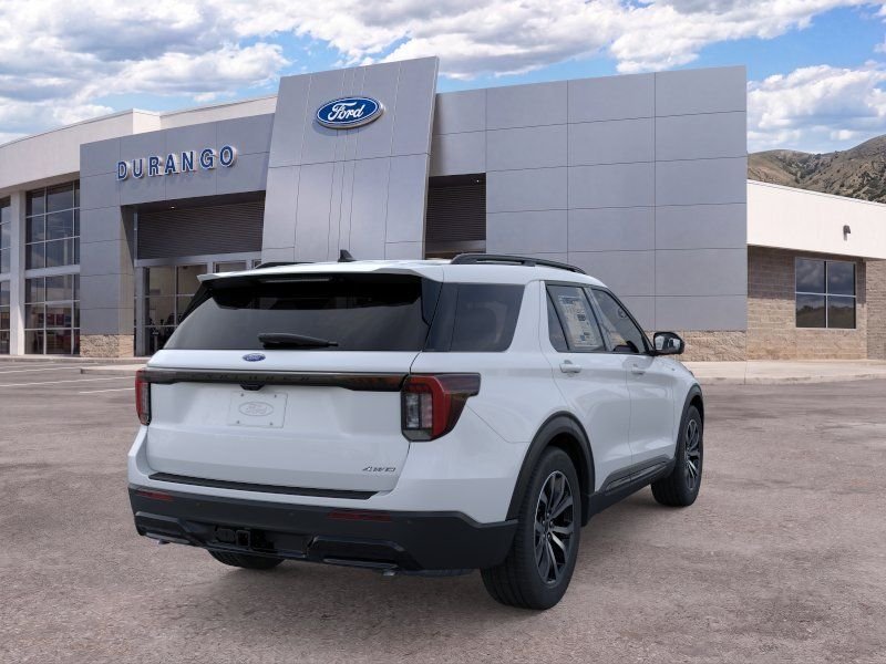New 2026 Space White Metallic Ford ST-Line image 8