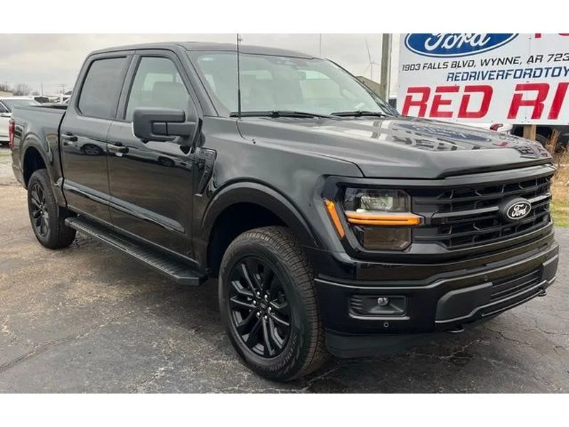New 2026 Agate Black Metallic Ford XLT image 2