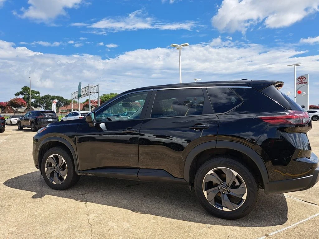 Used 2025 Black Nissan SV image 7