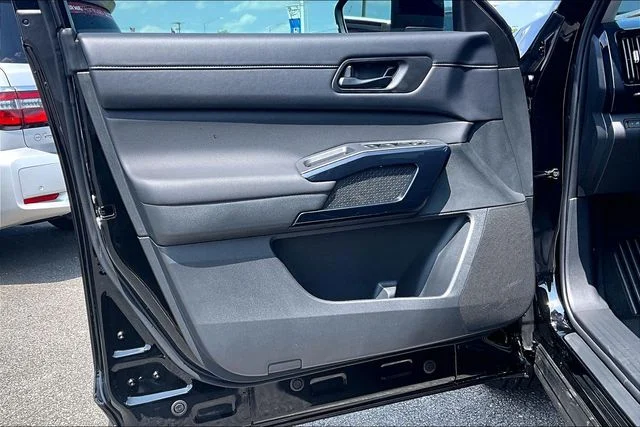 New 2026 Nissan Pathfinder SV 4D Sport Utility