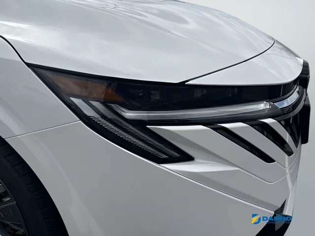 New 2026 White Nissan SL image 26