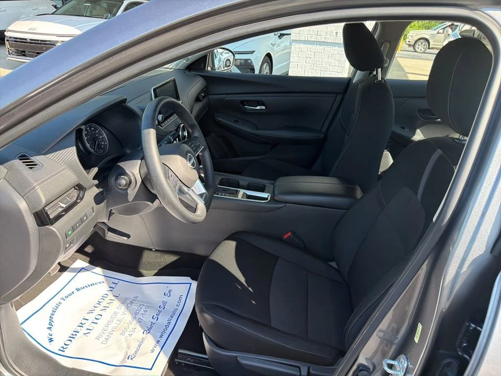 Used 2025 Gray Nissan SV image 11