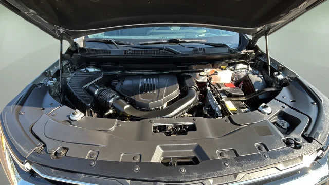 Used 2025 Gray Chevrolet LT image 32