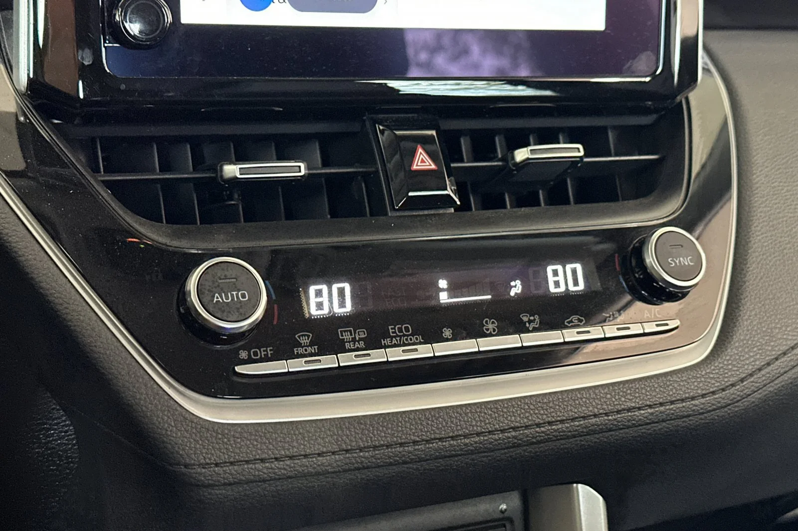 Used 2025 Beige Toyota XLE image 20