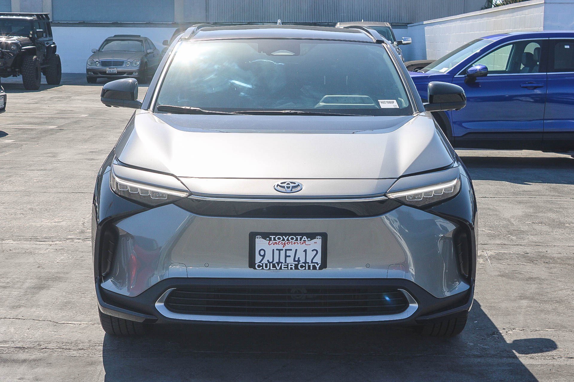 Used 2023 Heavy Metal w/Black Roof Toyota XLE image 2