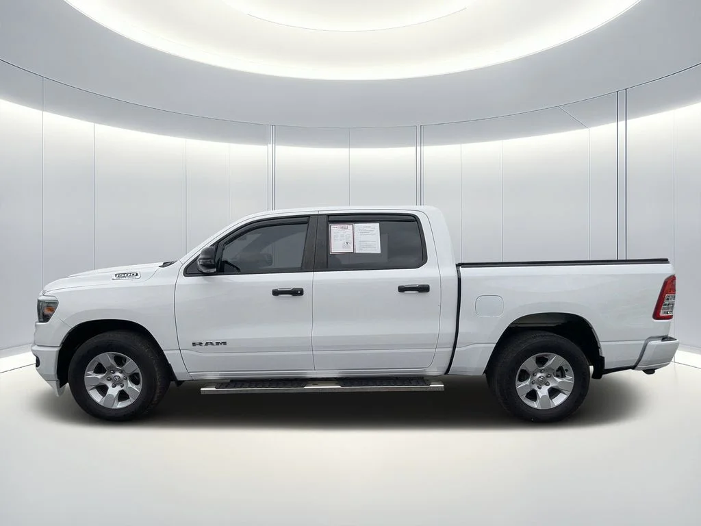 Certified Used 2023 White Ram Big Horn/Lone Star image 6