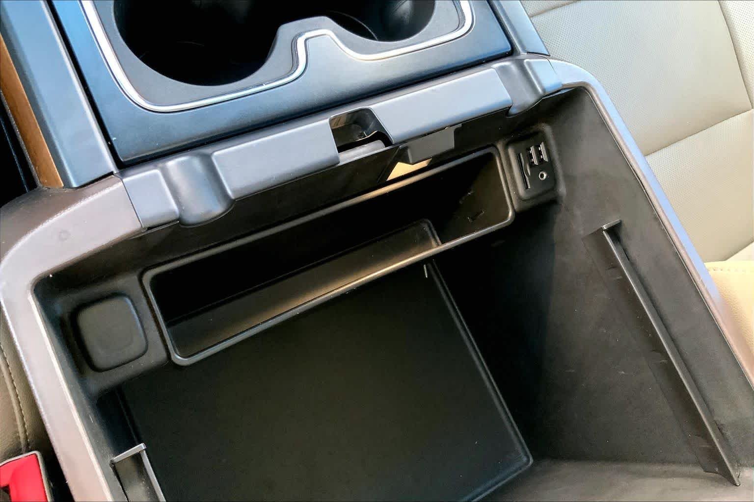 Used 2015 Black Chevrolet LTZ image 32