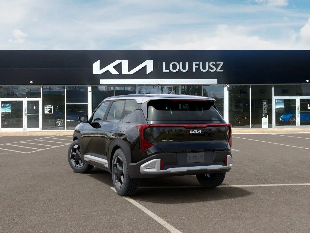 New 2027 Aurora Black Pearl Kia S image 4