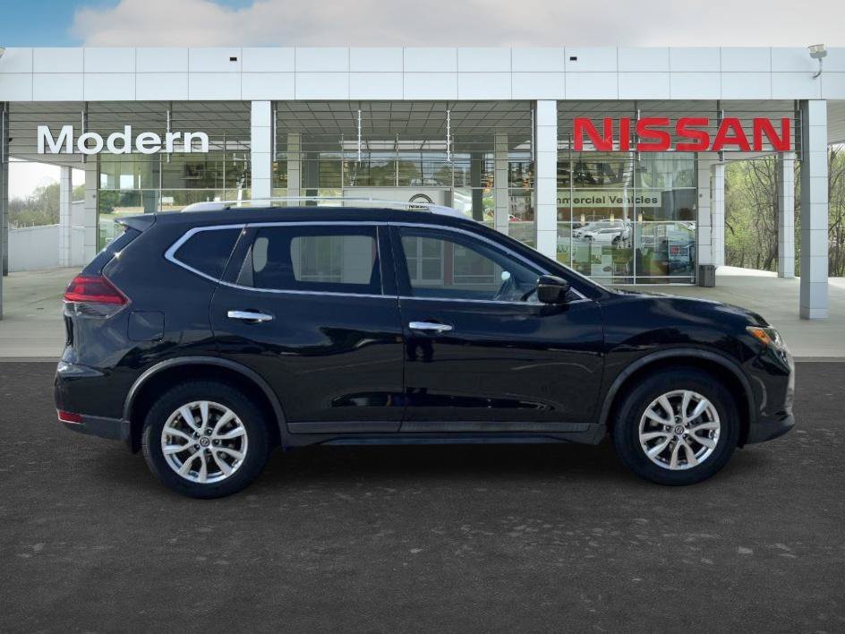 Used 2019 Magnetic Black Pearl Nissan S image 4