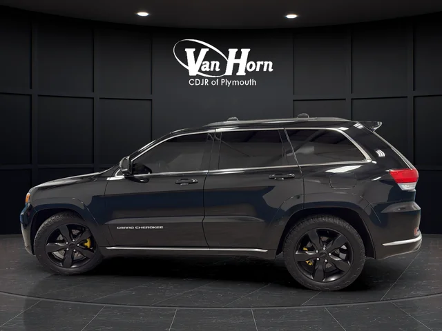 Used 2015 Brilliant Black Crystal Pearlcoat Jeep Summit image 4