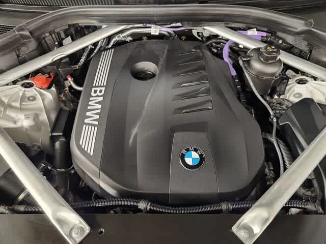 Used 2026 Alpine White BMW xDrive40i - Sports Activity Vehicle image 58