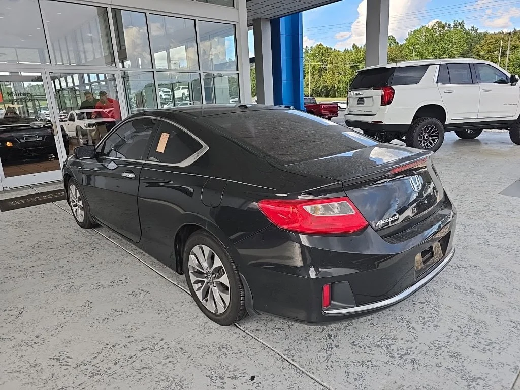 Used 2015  Honda EX-L image 3
