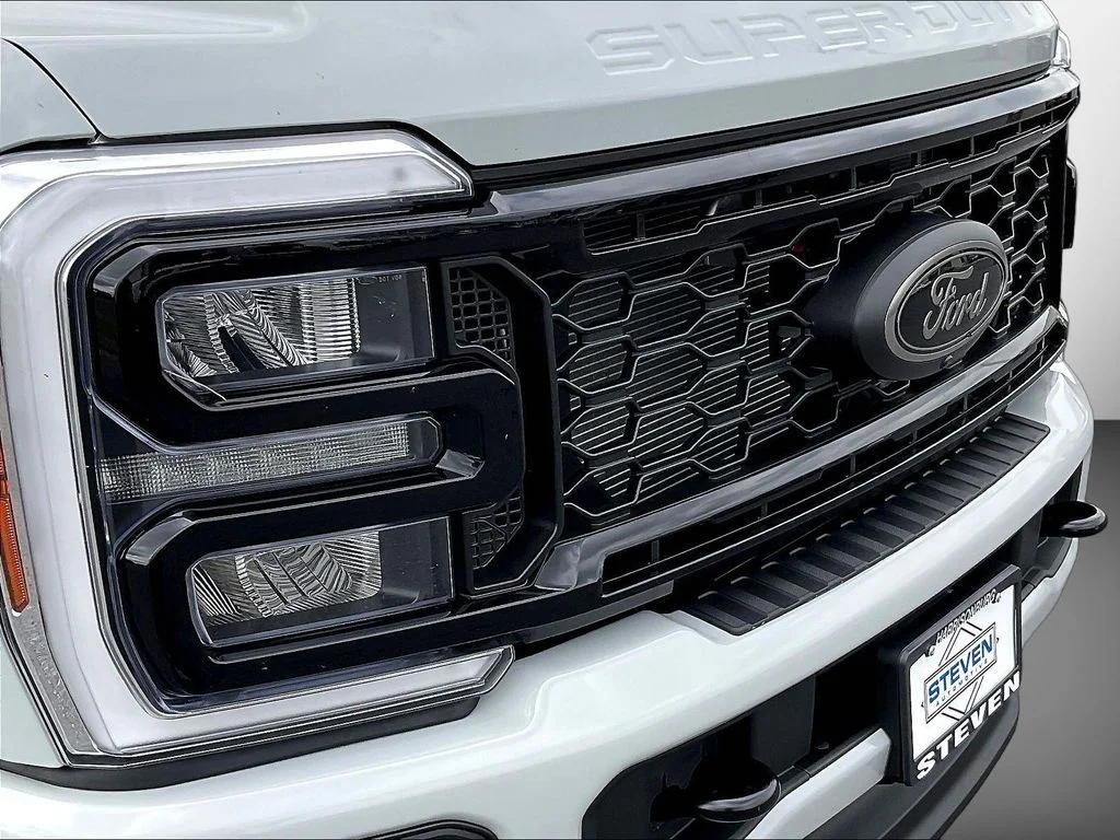New 2026 Avalanche Ford F-250® XLT image 38
