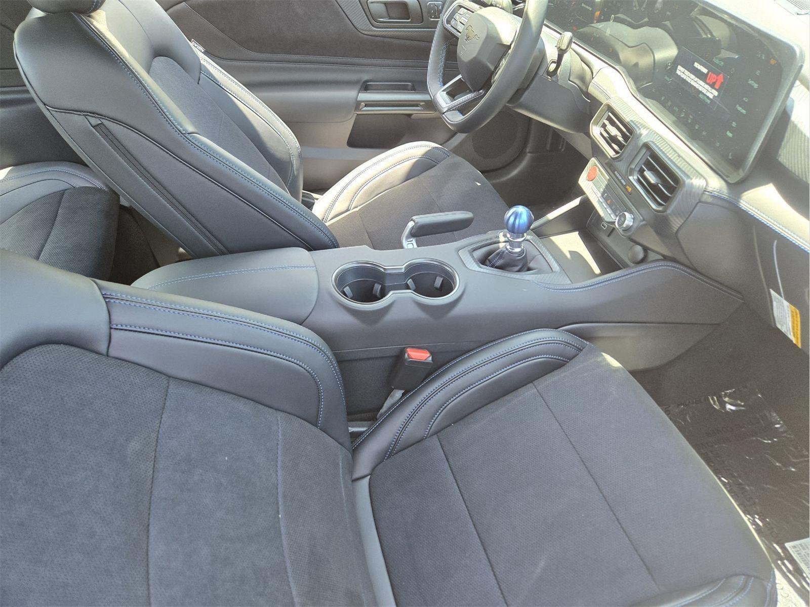 New 2026 Oxford White Ford Dark Horse® Premium image 9