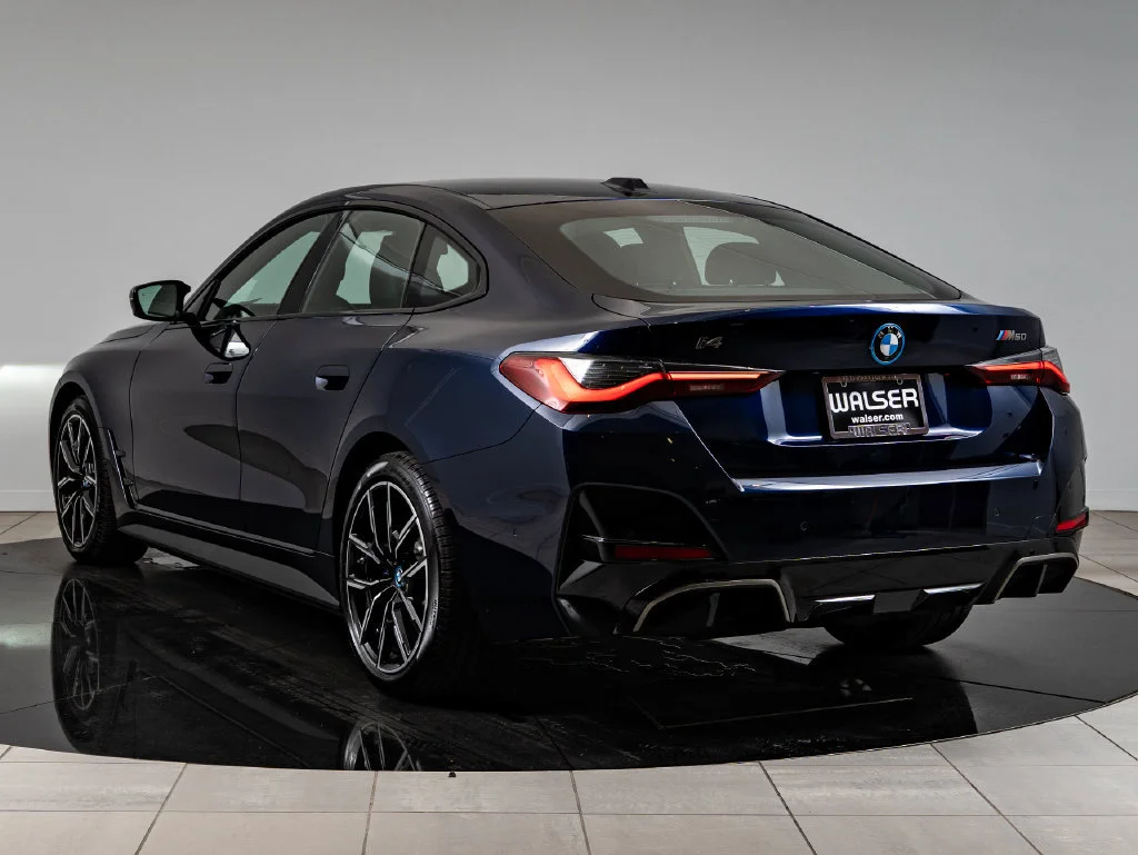 Used 2023 Tanzanite Blue Ii Metallic BMW M50 image 6
