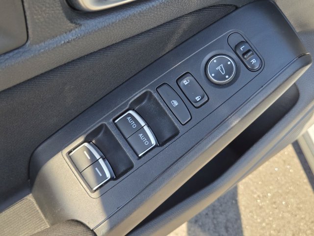 Used 2024  Honda Sport image 15