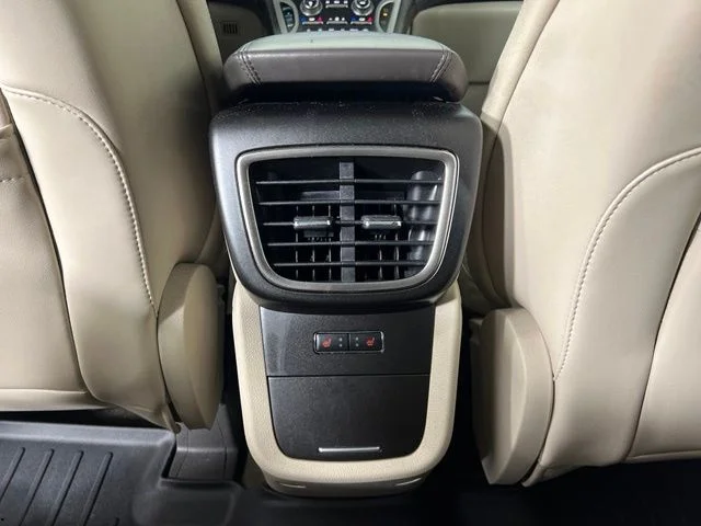 Used 2019 Brown Lincoln Select image 32