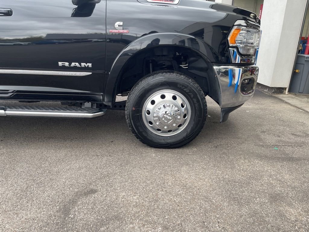 Used 2024 Black Ram Limited image 8