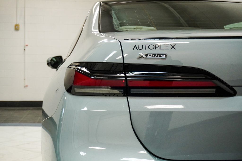 Used 2023 Gray BMW 760i xDrive image 47