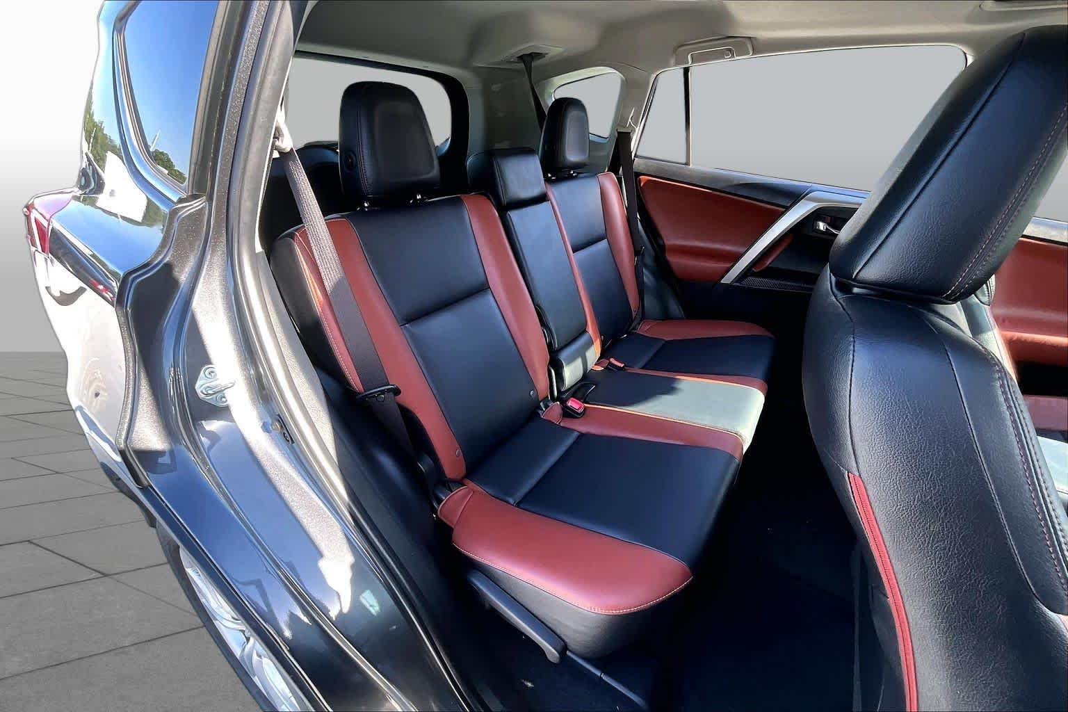 Used 2015 Magnetic Gray Metallic Toyota Limited image 19