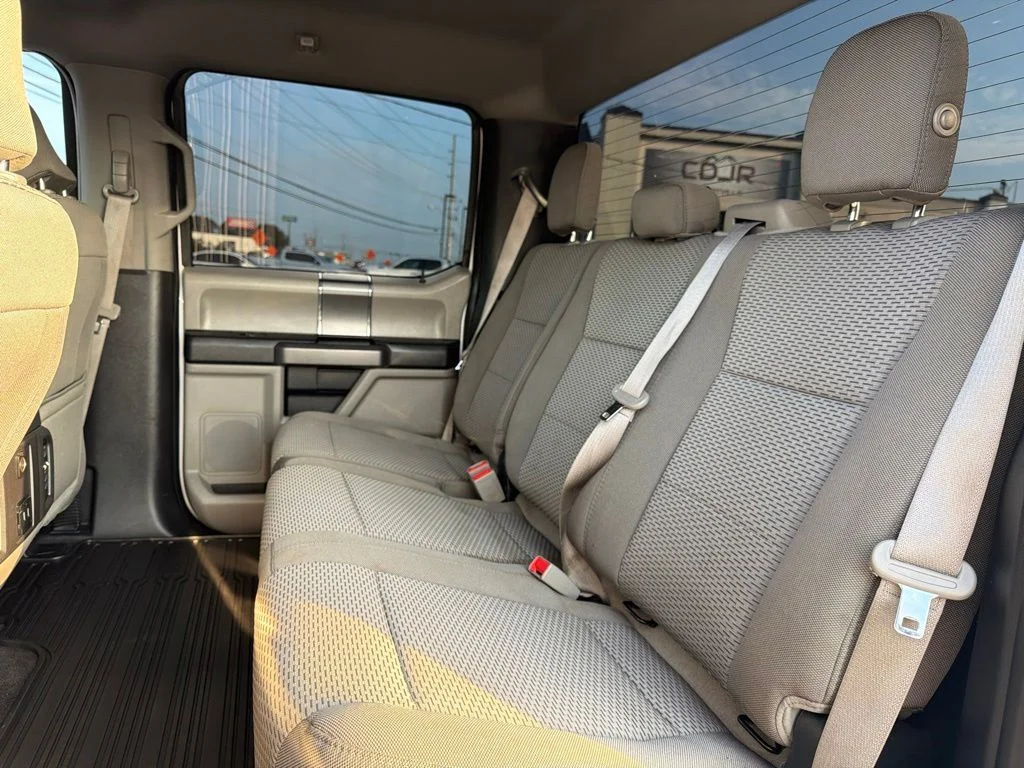 Used 2018 White Ford XLT image 17