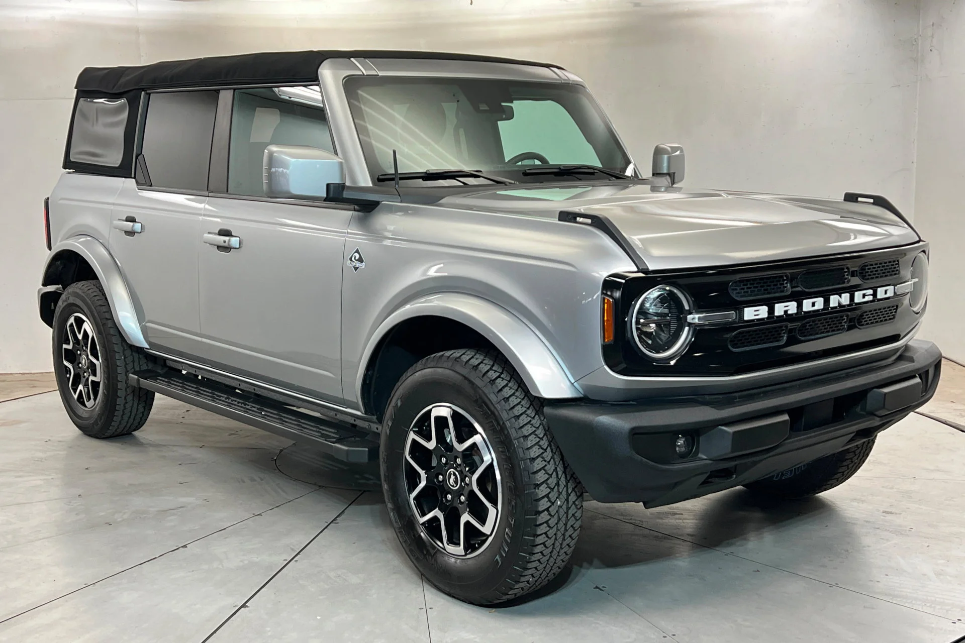 2023 Ford Bronco 4-Door Outer Banks - Photo 7