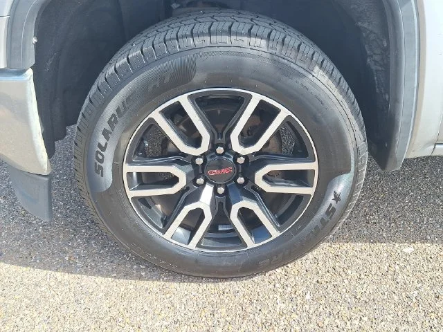Used 2014 Silver GMC Base image 14