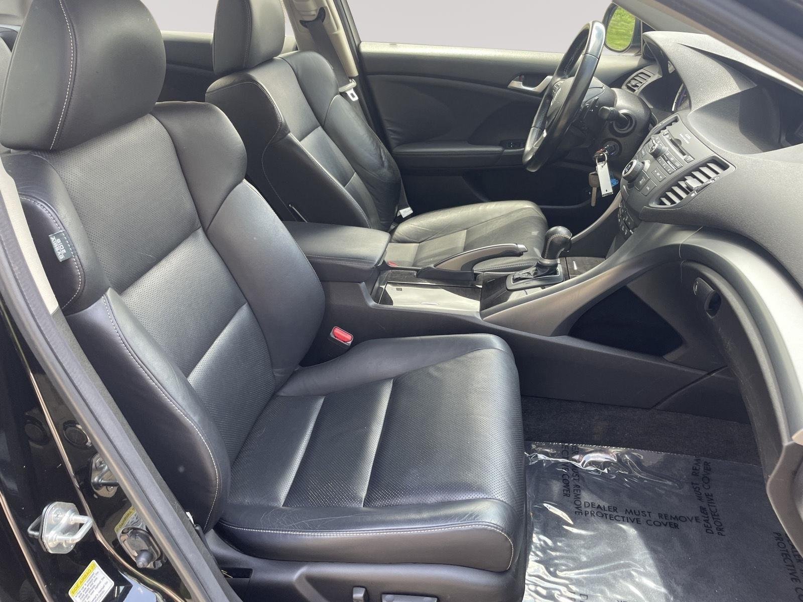 Used 2014 Crystal Black Pearl Acura Base image 26
