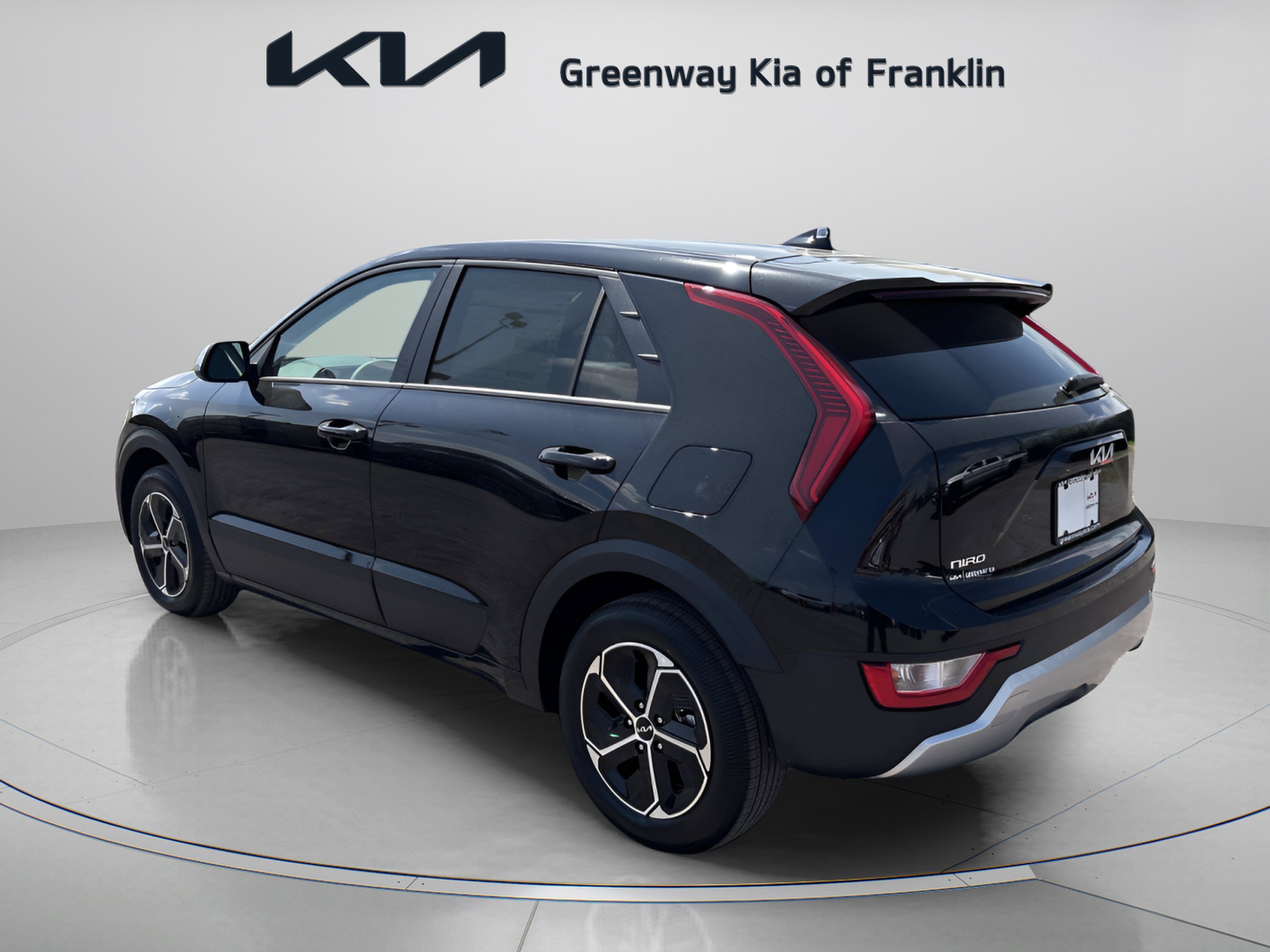 New 2026 Aurora Black Pearl Kia LX image 5